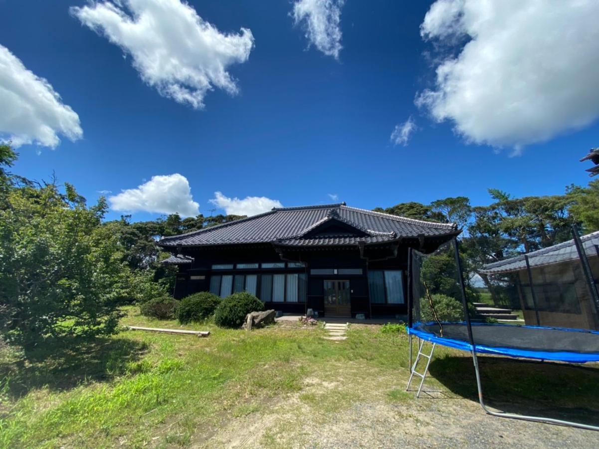 Holiday home 九十九里 人気の古民家宿 羽琉の里はるのさとでバーベキューとトランポリン Kito